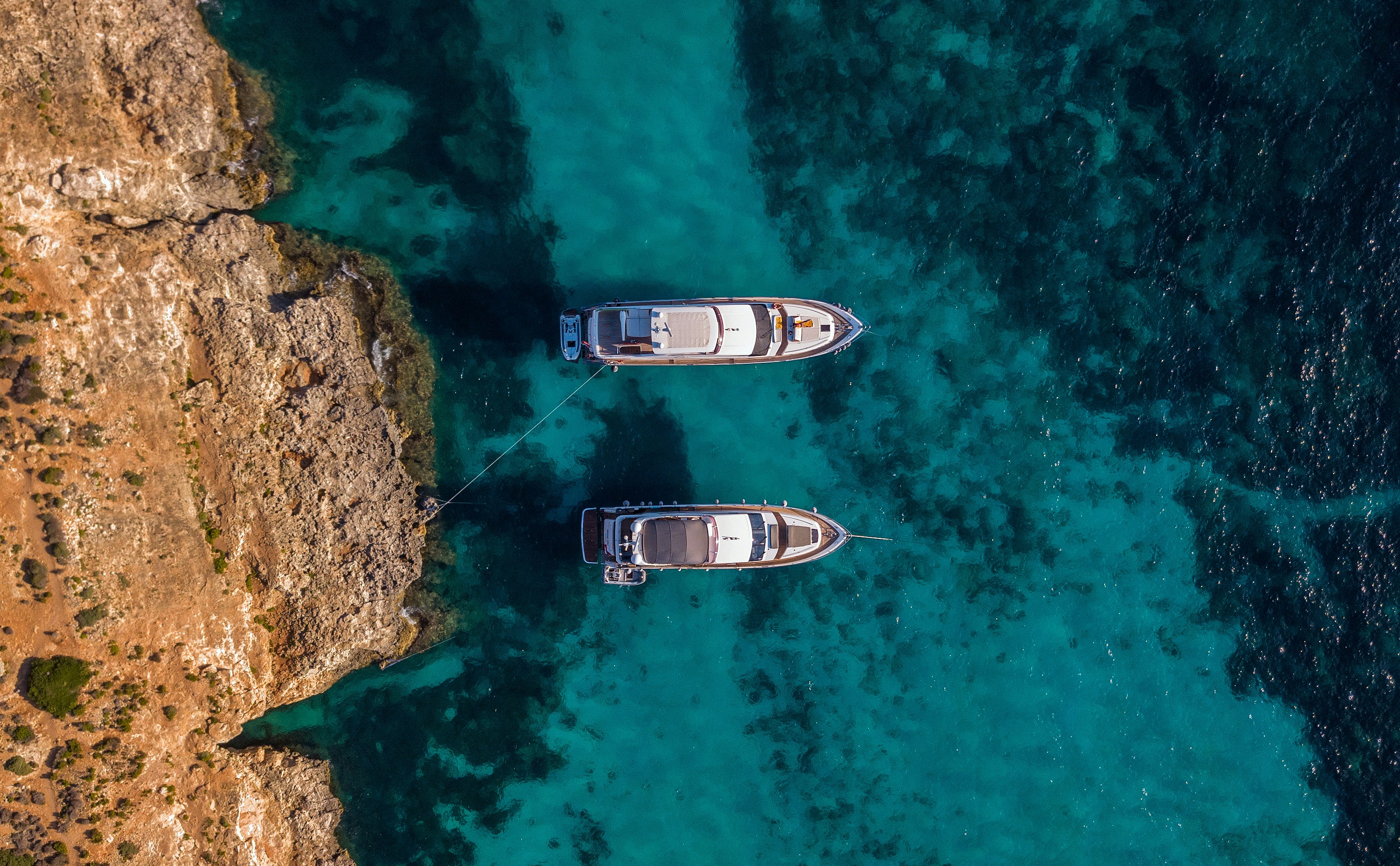Who are The Travel Hustle?